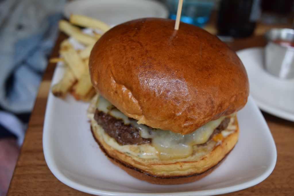 Illinois Backyard Burger 